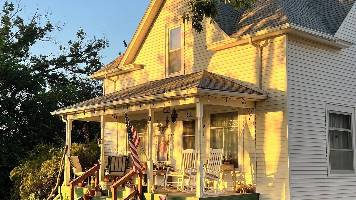 Aurora House | Park House - 3-bedroom home in beautiful Aurora, NE