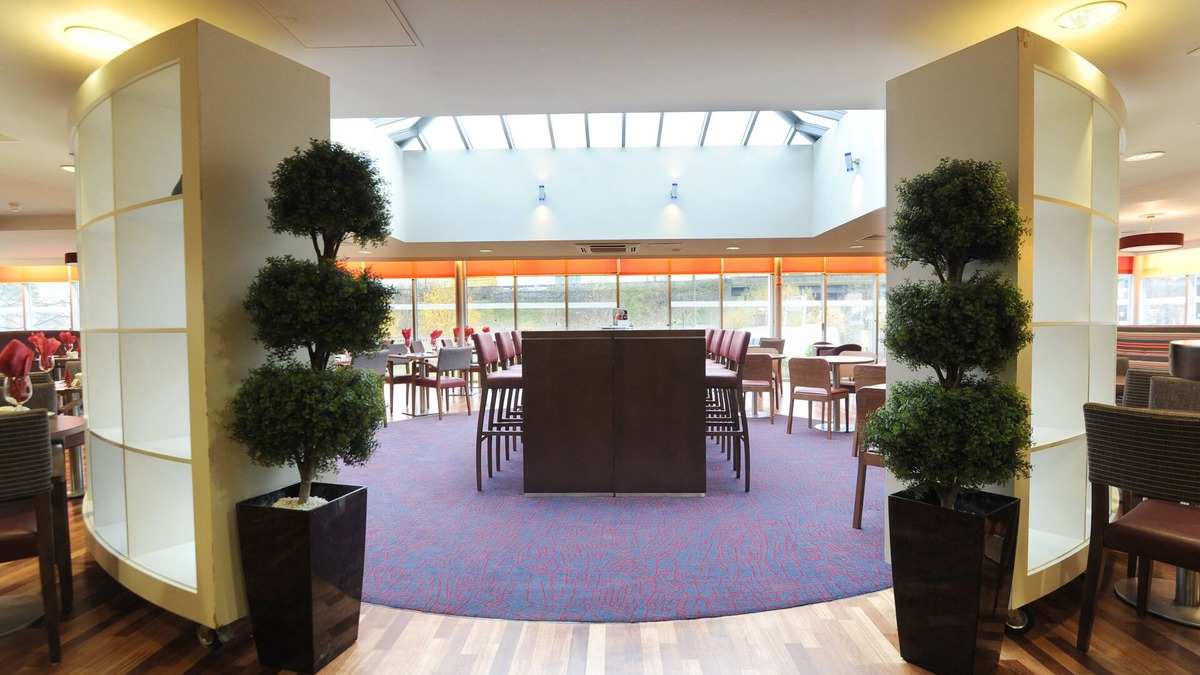 Walsall Hotel | Park Inn by Radisson Birmingham Walsall M6 J9
