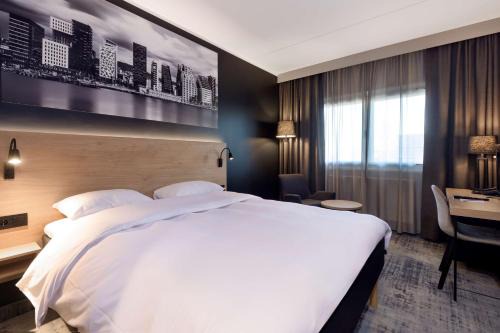 Gardermoen Hotel | Park Inn by Radisson Oslo Airport Hotel West