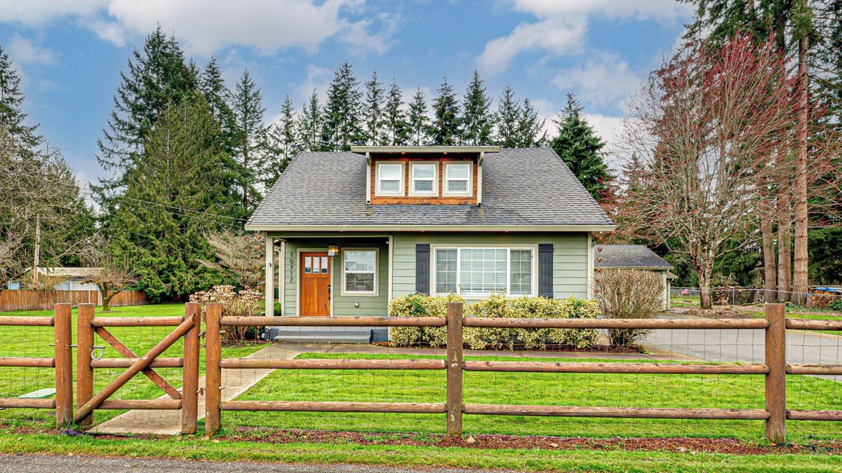 Meadow Glade Other | Park like setting and fenced, 3 bed 2.5 bath updated 1920 farmhouse-Covered Deck