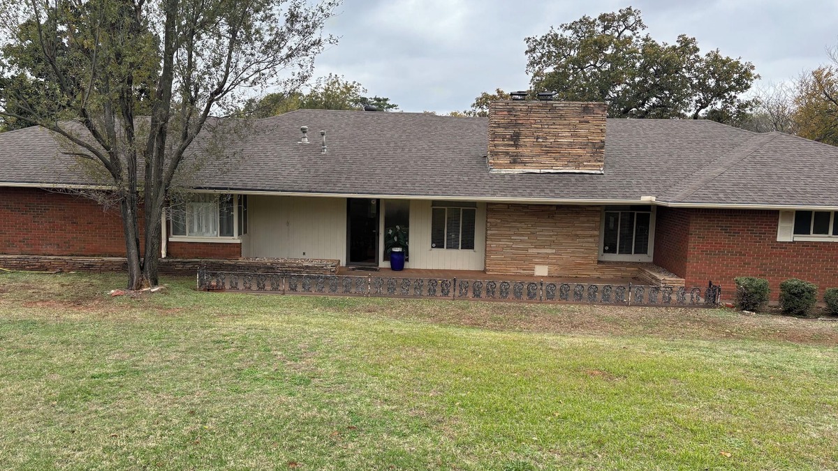 Central Oklahoma City House | Park Manor on two wooded acres close to golf, OKC Zoo, Remington Park, OKANA
