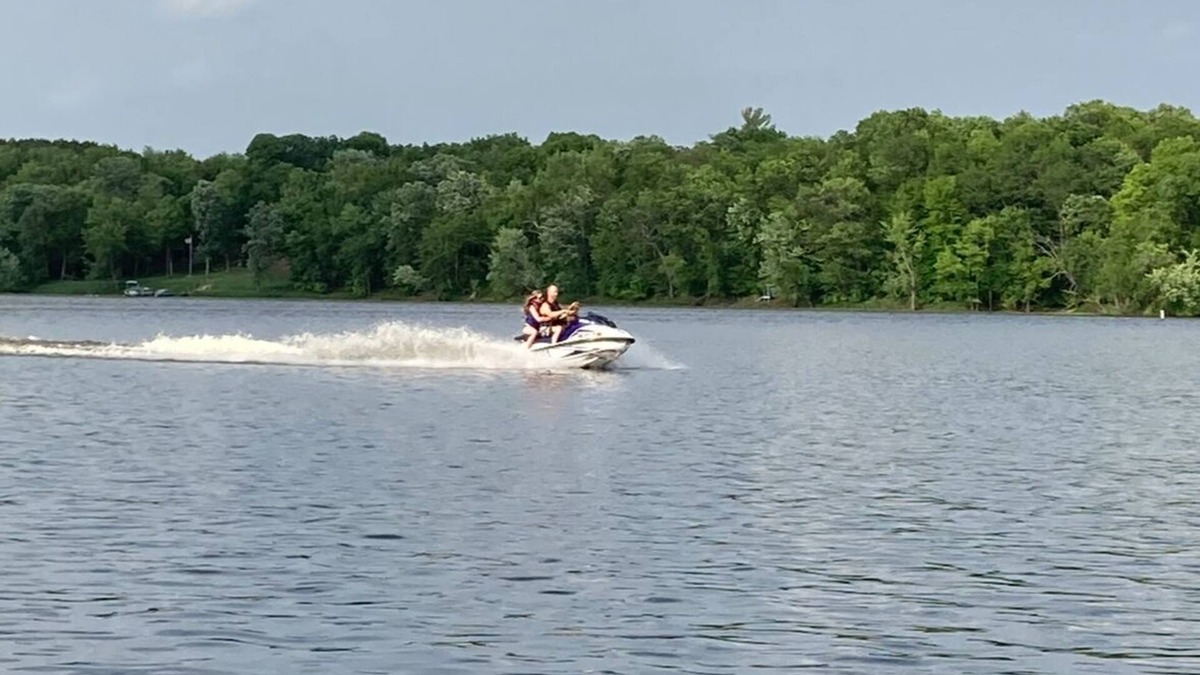 Rush City Resort | Park model at Flickabirds Resort! Golf cart, Boat and jet ski rental available!