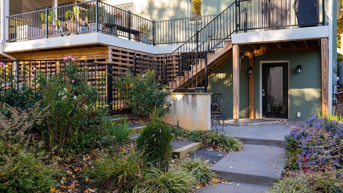 North Downtown Apartment | Park Place Apartment | Ideal Extended Stay Min. Dtwn