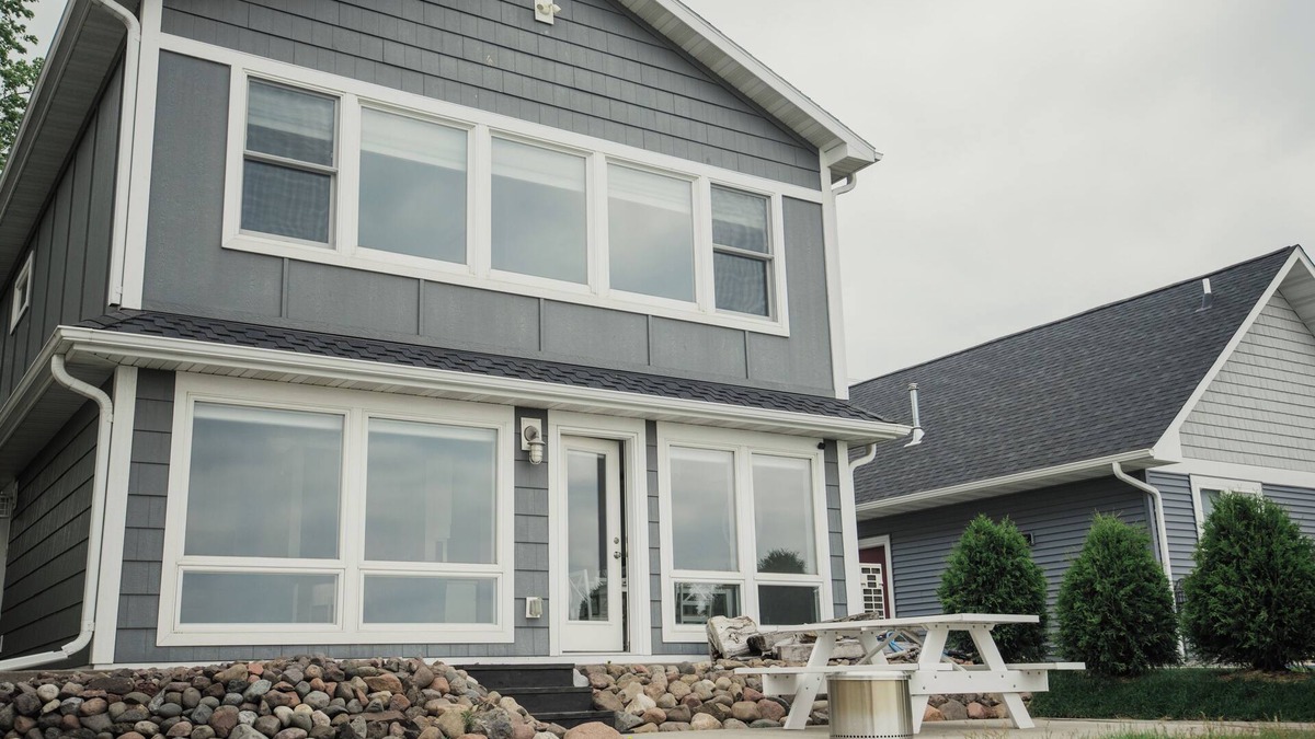 Park Point House | Park Point Oasis | On Lake Superior | Duluth