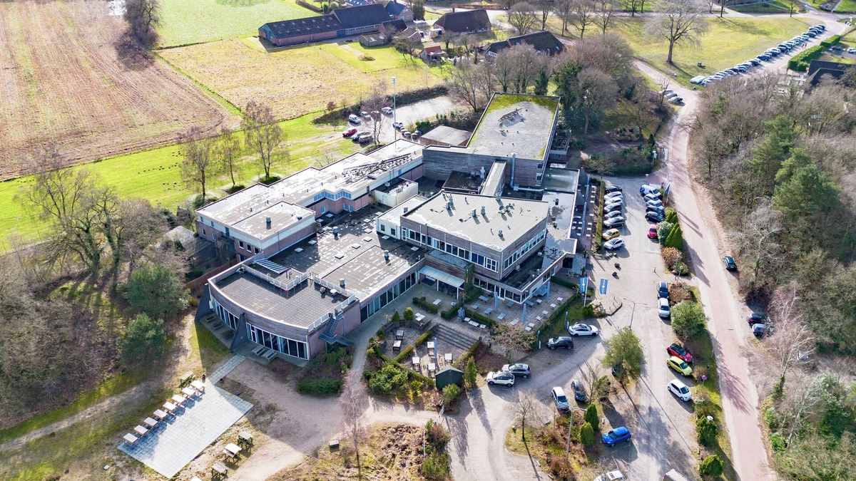Zeegse Hotel | Park-view Escape Near Cultural Hotspots in Cozy Rooms - 4 Units