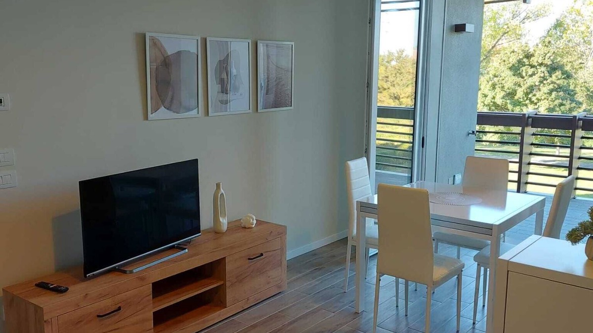 Parma Apartment | Park view