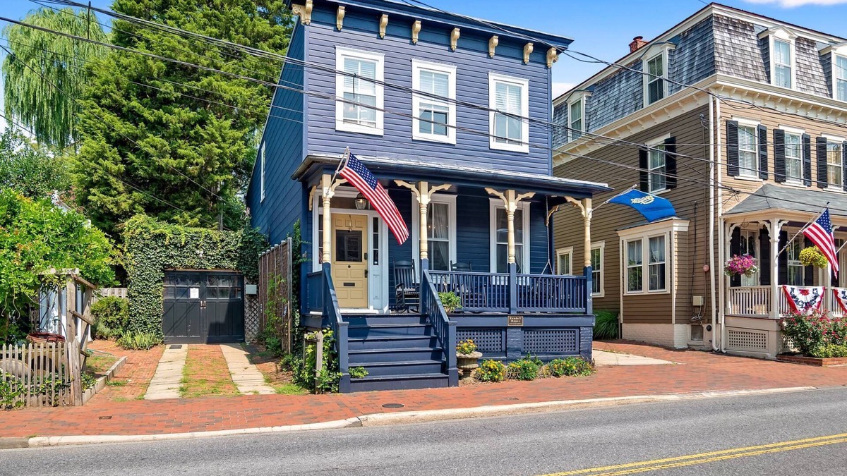 Historic District House | Parking at Randall House Across from USNA Gate 1