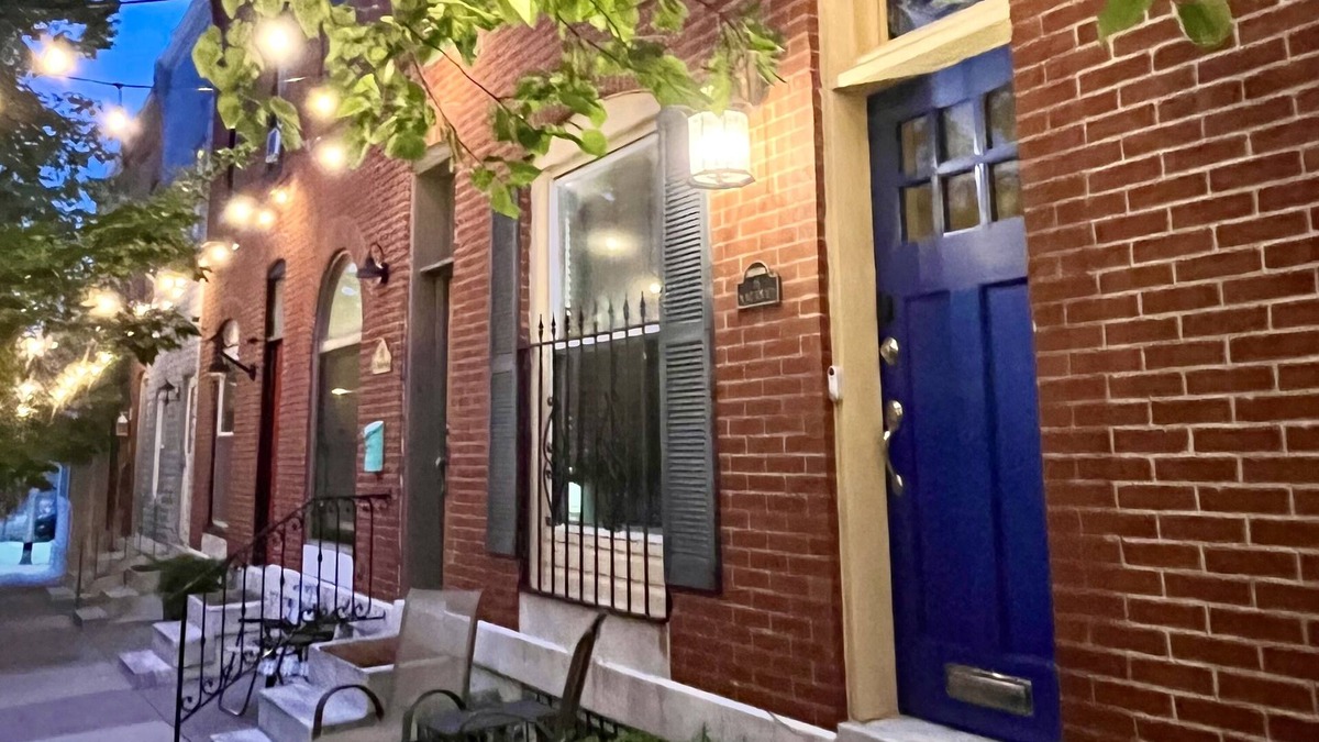 Downtown Baltimore House | Parkside Comfort & Spaciousness-Family Friendly