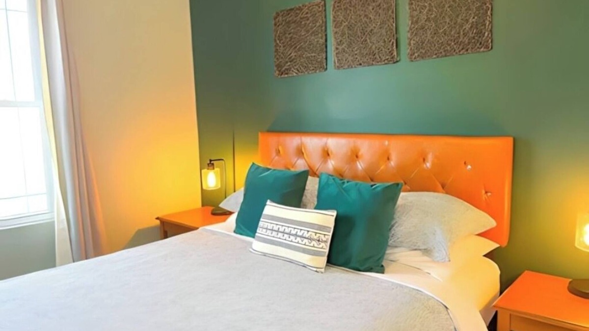 Ferndale Apartment | PARKSIDE STUDIO - PETS WELCOME!