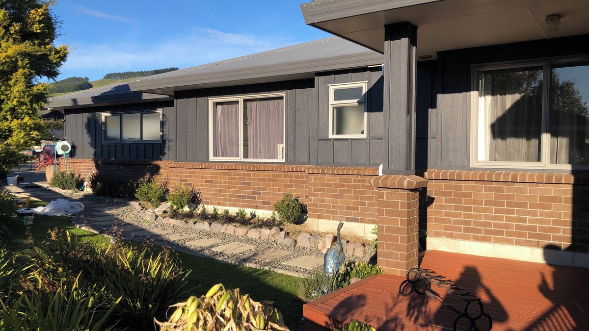 Kinloch House | Parkup, Relax and Enjoy our Home