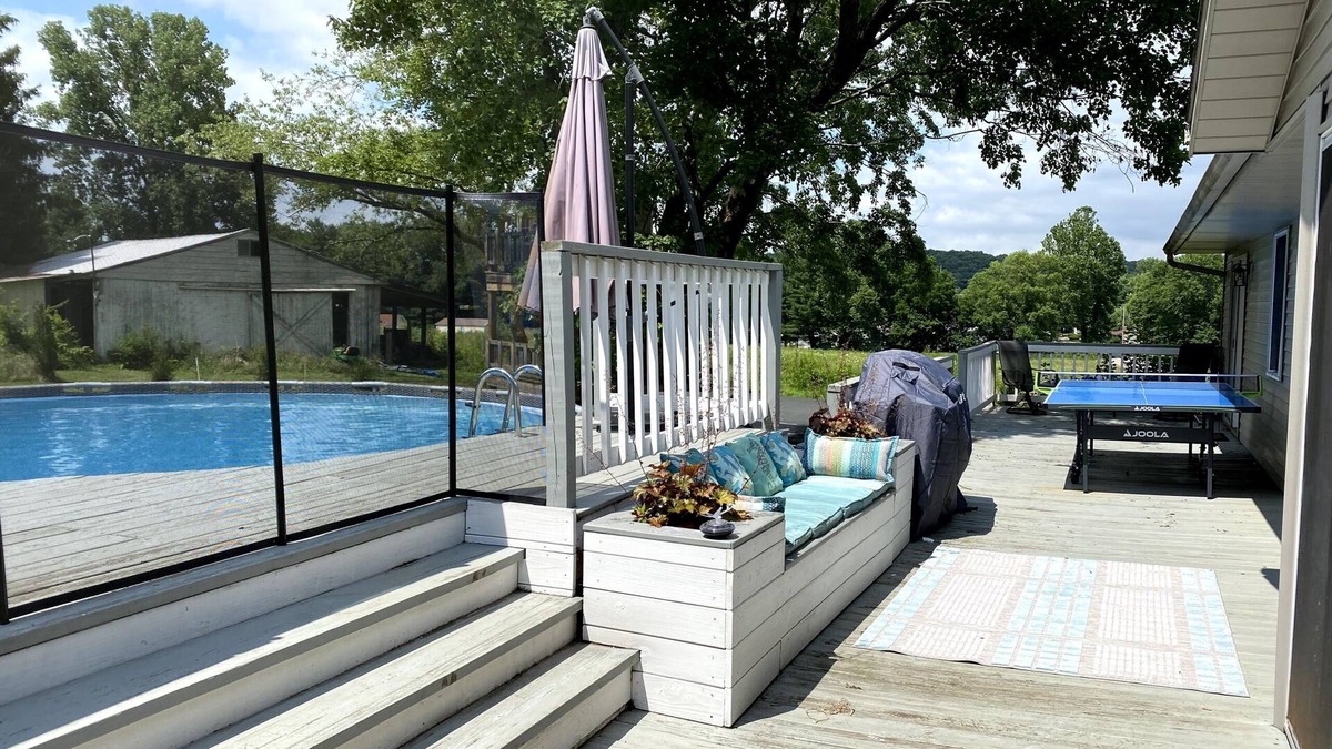 Logan House | Parkview hot tub large entertainment w/arcade