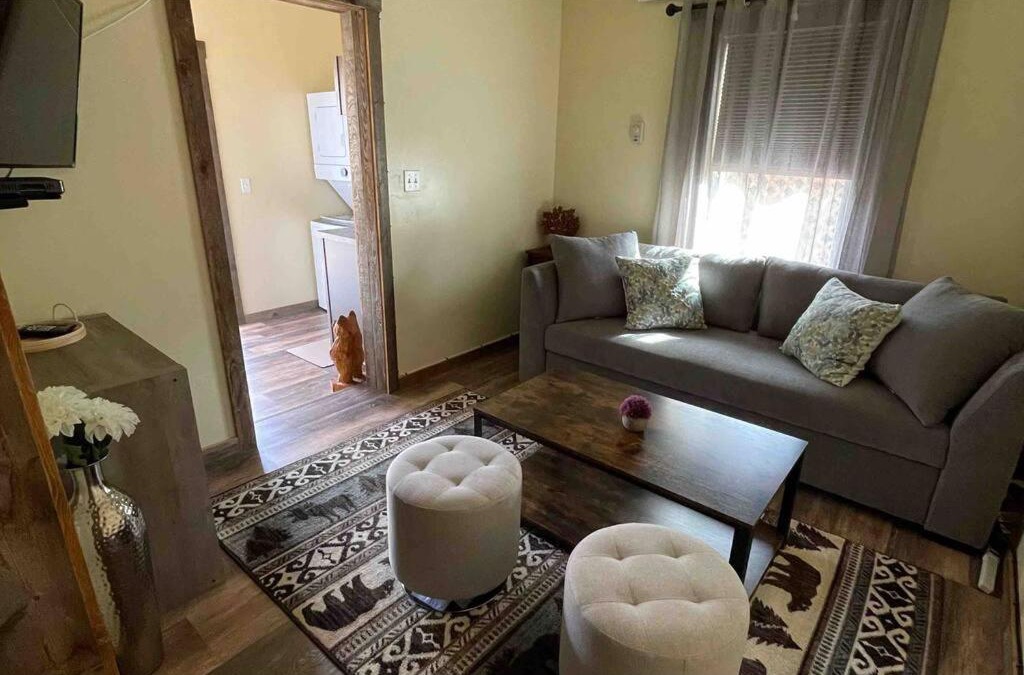 Gardiner House | ParkWay Yellowstone Guest House Apartment #3
