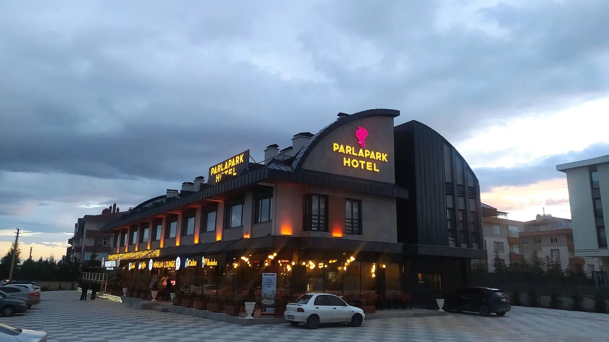 Selcuklu Hotel | Parla Park Otel