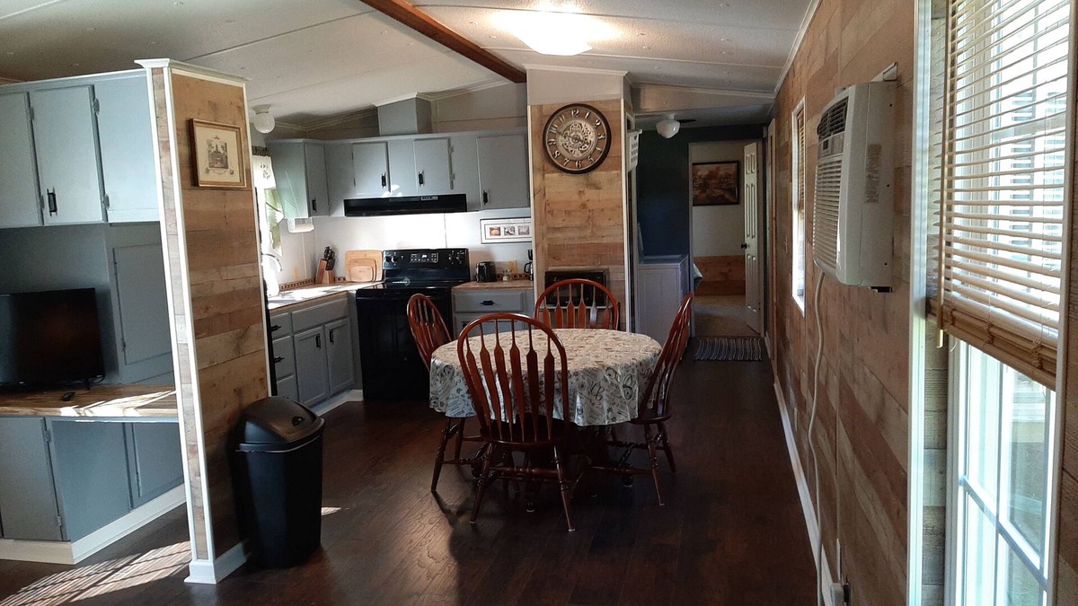 Webster County House | Parrott Georgia Farmhouse-style Retreat on 4 acres of Towering Pines
