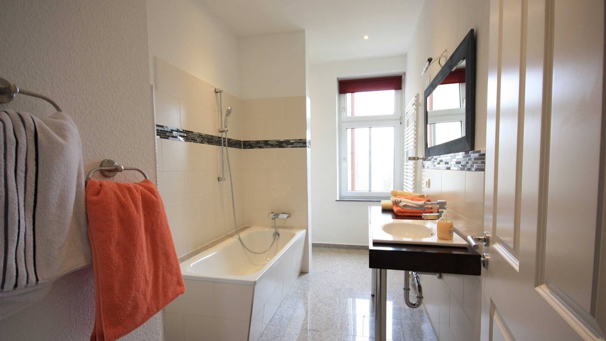 Neuschonefeld Apartment | Parthe - Romantic Apartments in Leipzig, *2km to the city center*