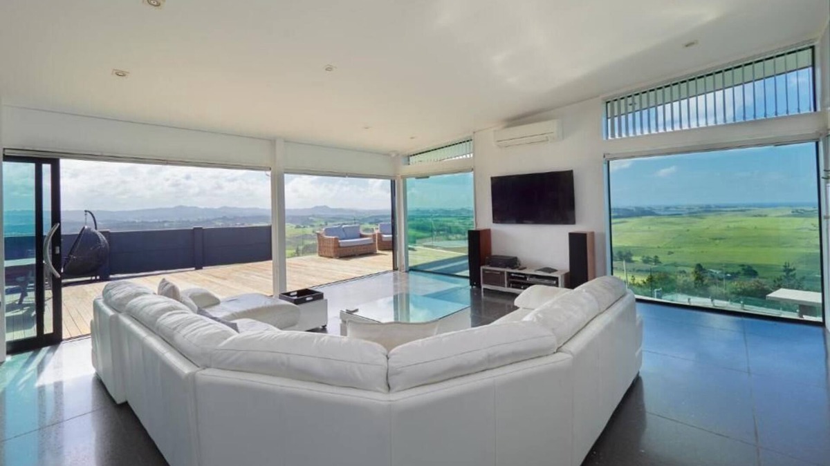 Onerahi House | Parua Bay home with everything you'll need
