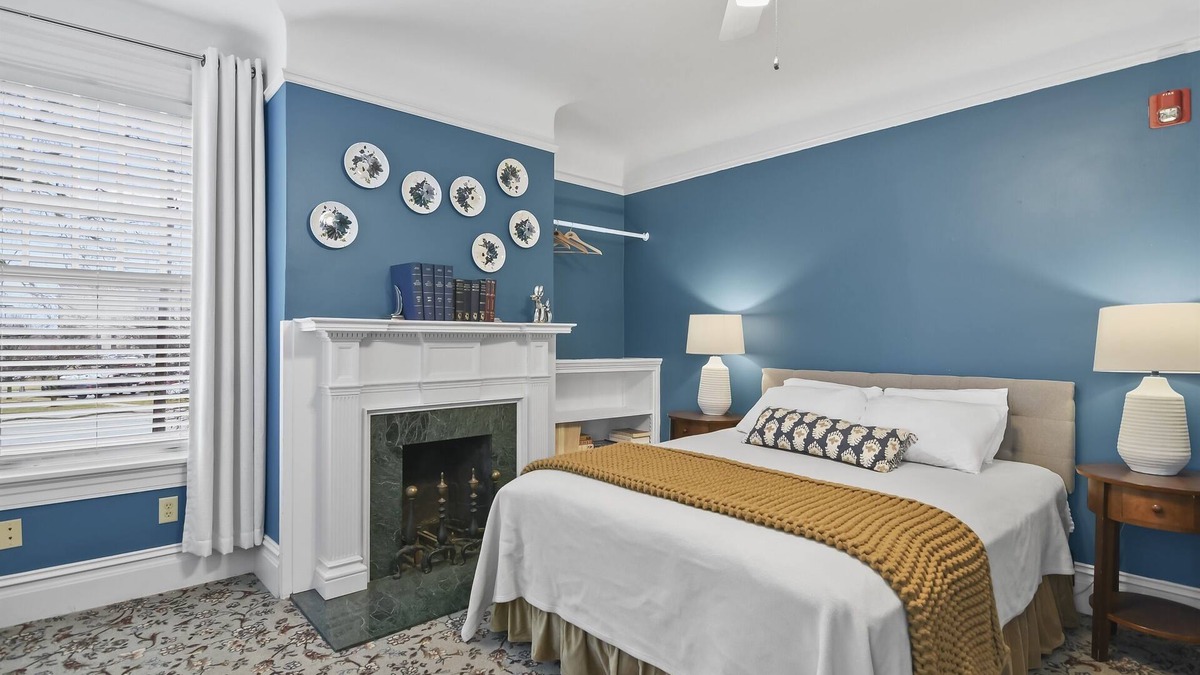 Springfield Hotel | Pasfield House - Historic Mansion: Capital Suite