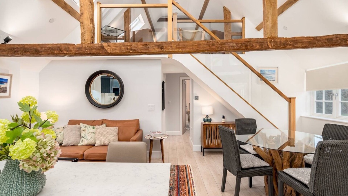Amersham Apartment | Pass the Keys | Converted Hop House Apt - Old Amersham - Chilterns