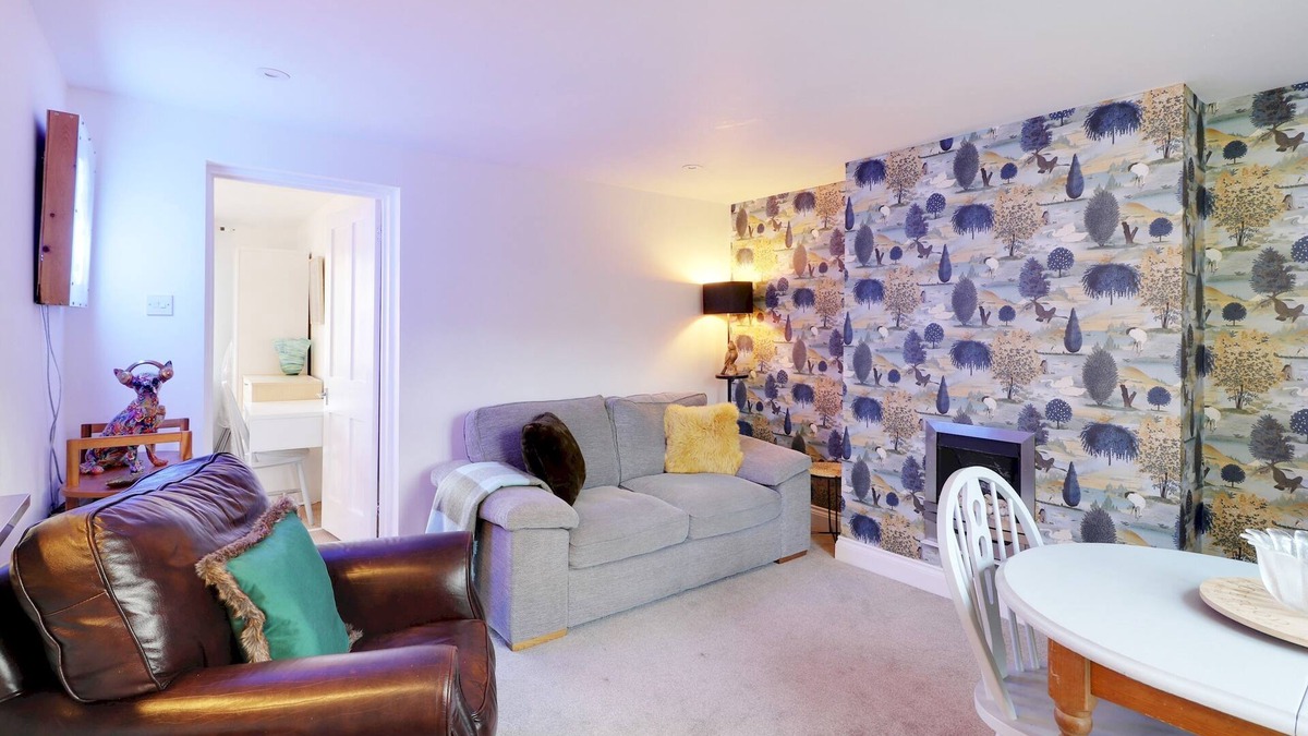 Five Oak Green Apartment | Pass the Keys | Cute flat in Tonbridge