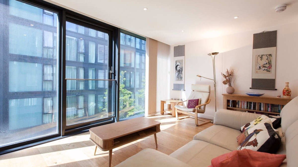 Laurieston Apartment | Pass the Keys | Elegant and Modern Apartment at the Meadows, in Central Edinburgh
