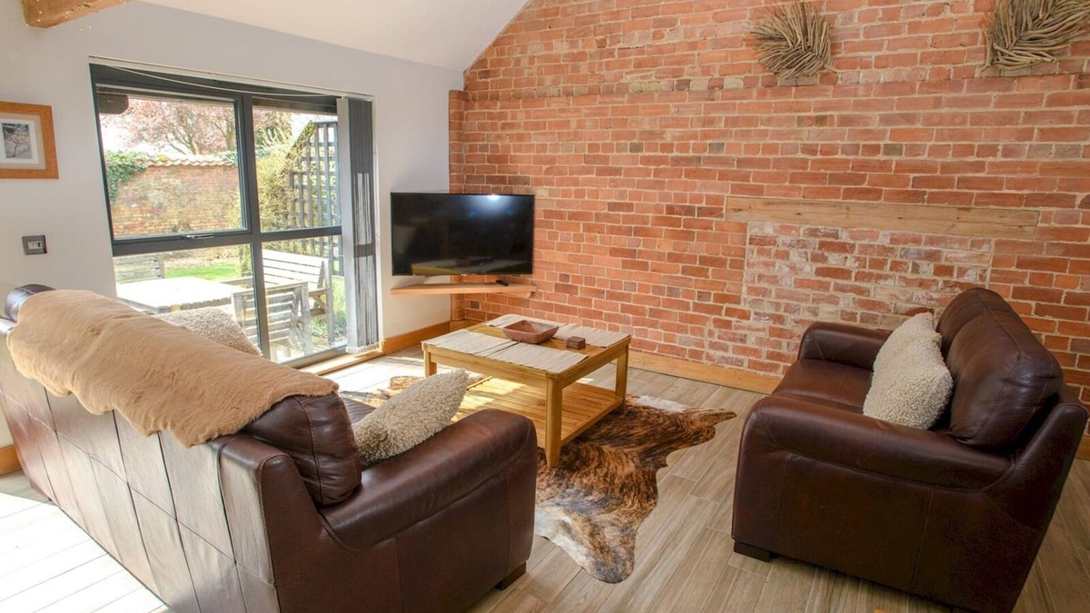 Market Rasen House | Pass the Keys | Hemmel Barn - Ideal Family Getaway
