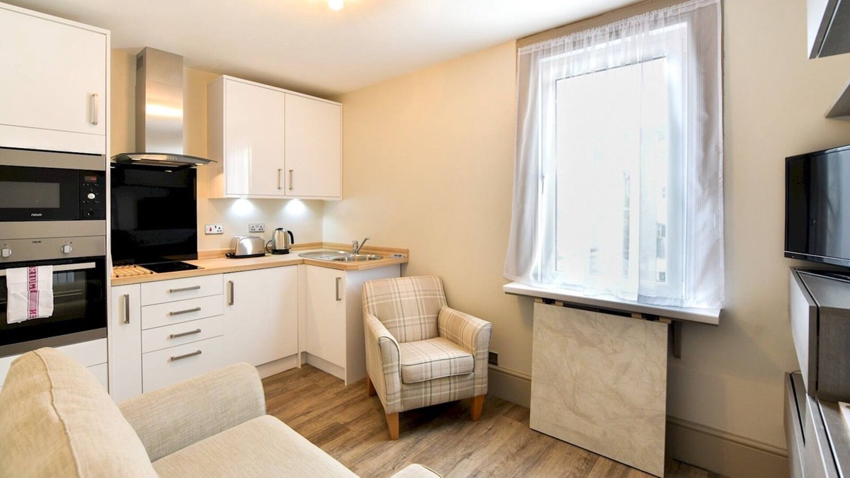Uplands Apartment | Pass the Keys | Hotel standard, bijou 1 bed apartment in Uplands
