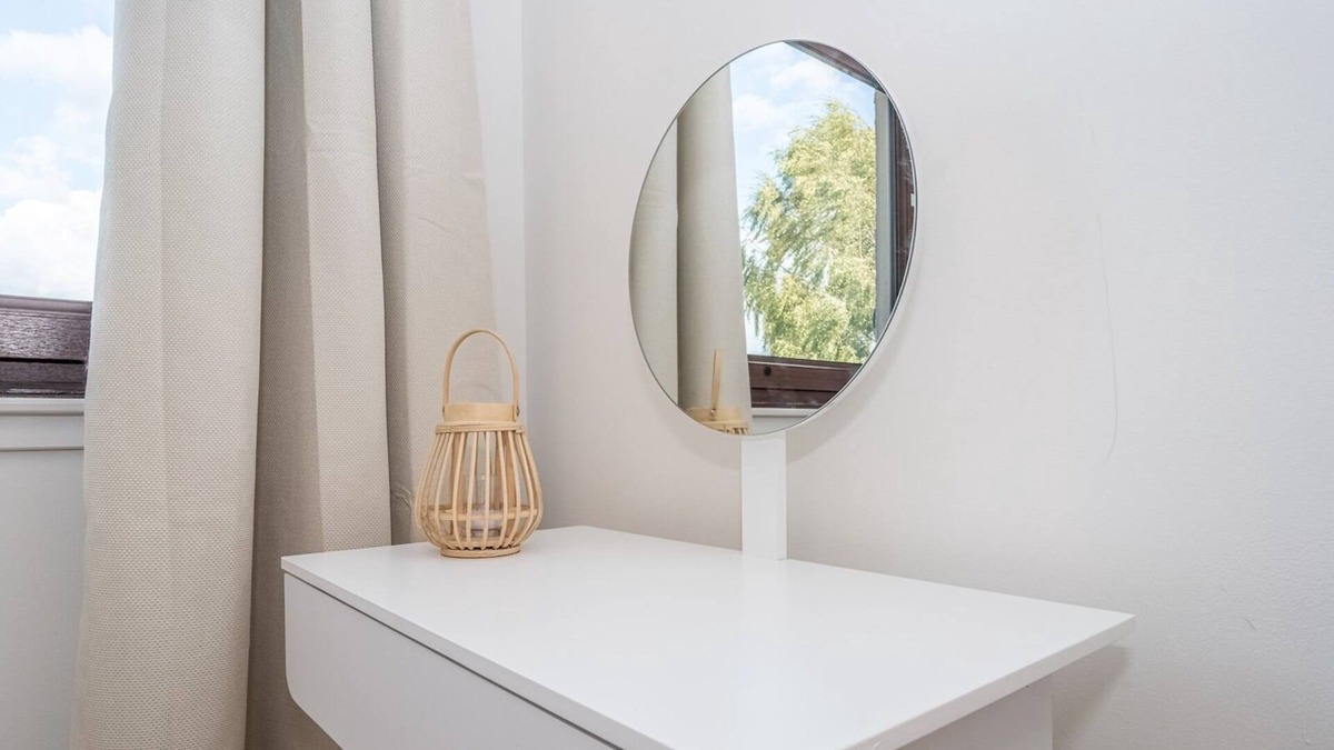 Juniper Green Apartment | Pass the Keys | Newly Furnished 2Bed Flat with Peaceful Views!