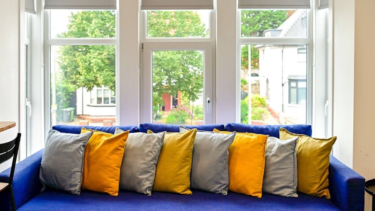 Caerau Apartment | Pass the Keys | Pontcanna - Chic 2-Bed Flat w/Parking