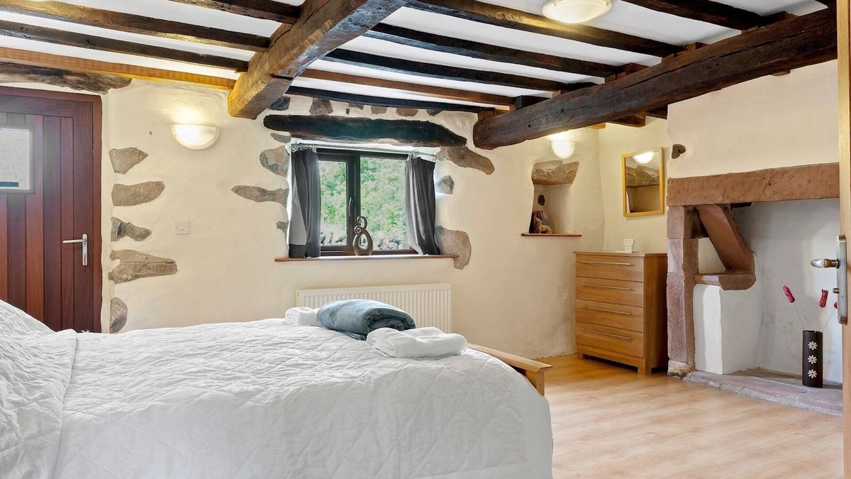 Waberthwaite House | Pass the Keys | Stunning Barn Conversion in the West Lake District