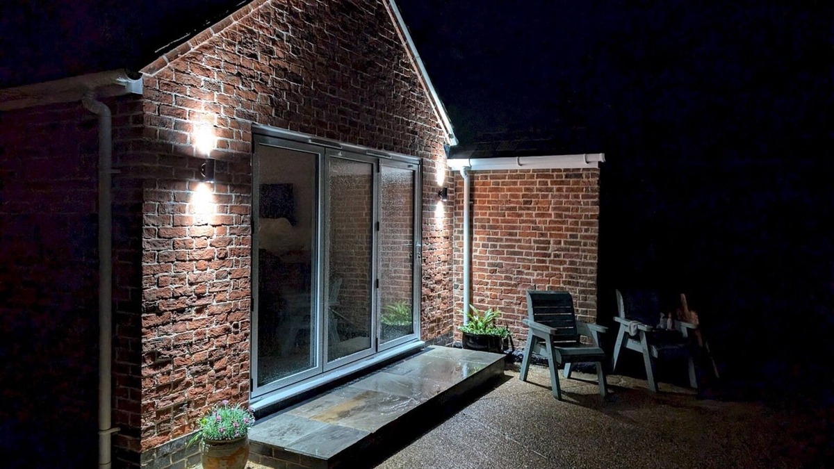 Rochford House | Pass the Keys | The Nest