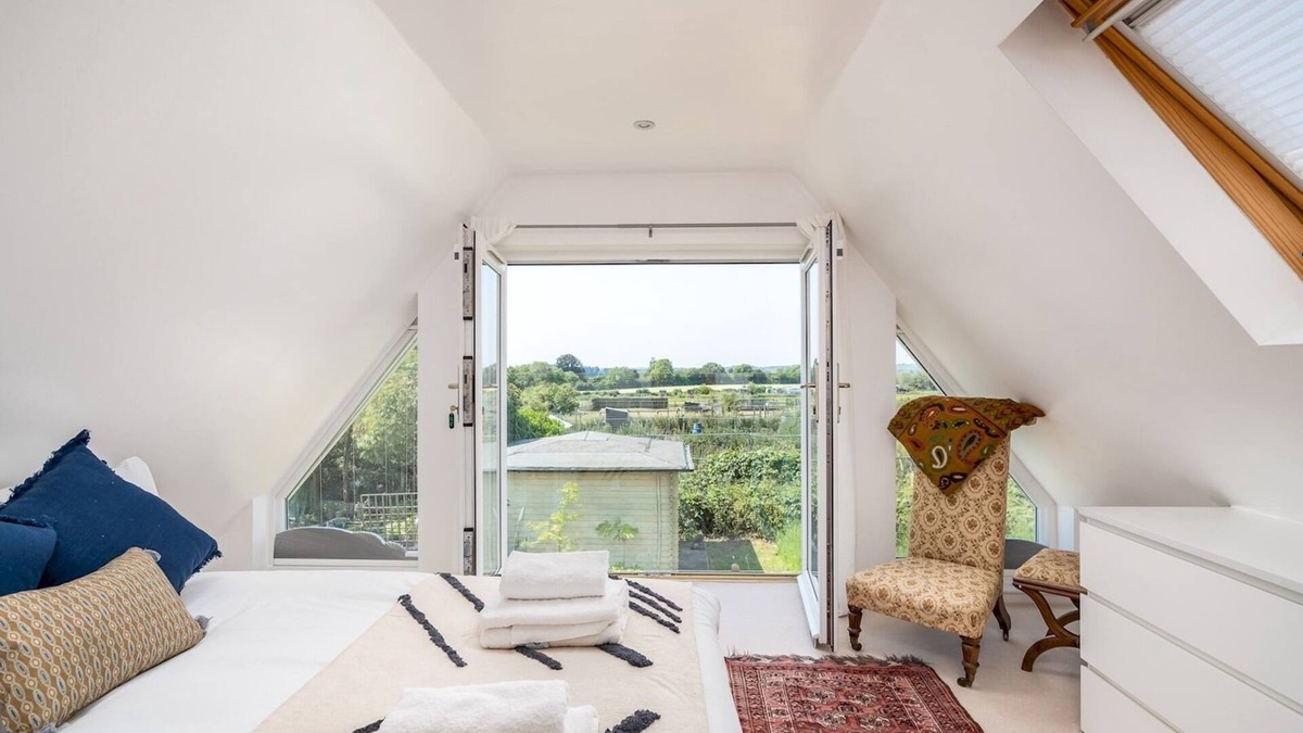 Hartwell House | Pass the Keys | The Sculptors Cottage