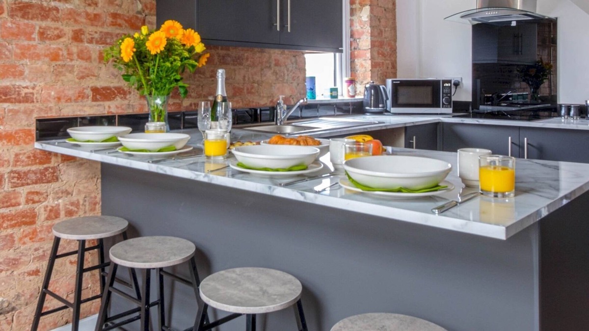 Kirk Sandall Apartment | Pass the Keys | Wonderful historic conversion
