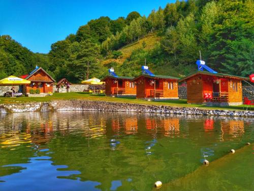 Horezu Resort | Pastravaria Romani