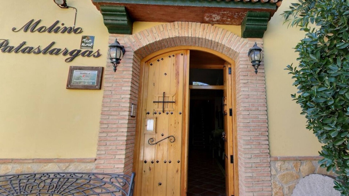 Dehesa de Santiago Cottage | Pataslargas mill with charm in Río Mundo