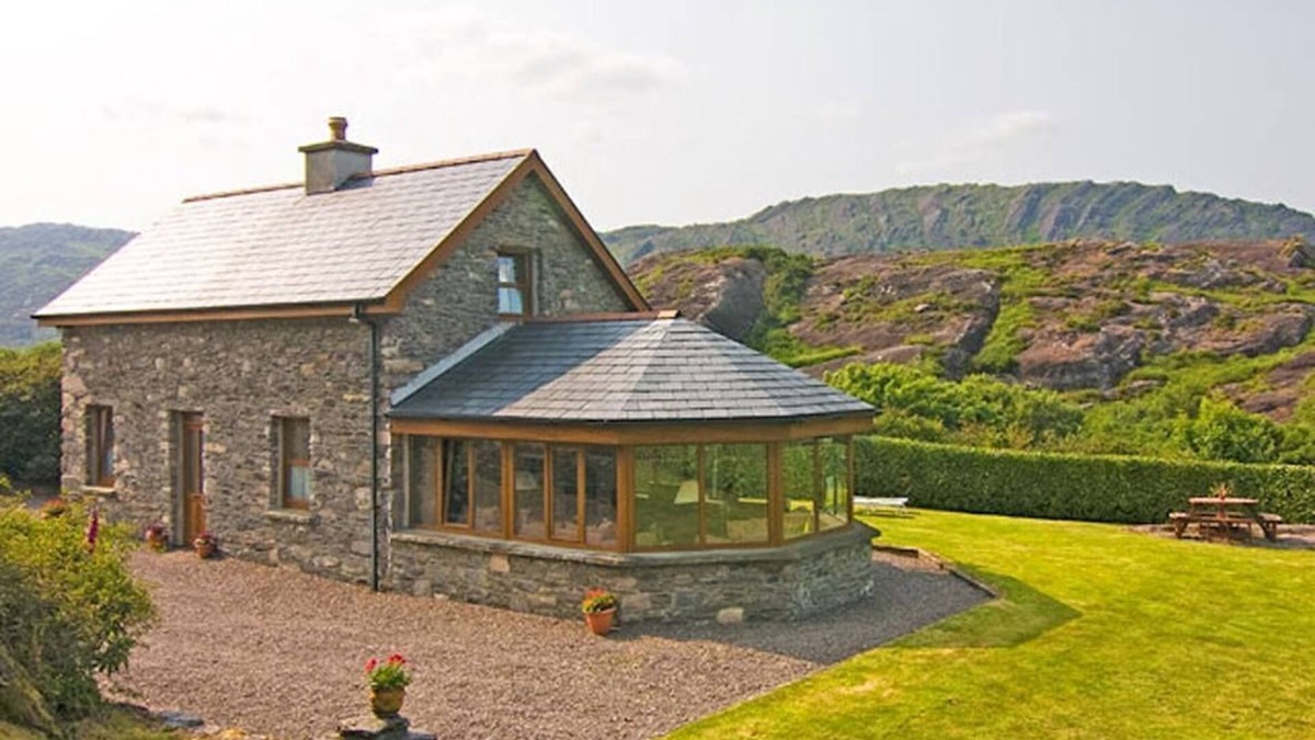 Glengarriff House | Pate's Cottage, Glengarriff, West Cork