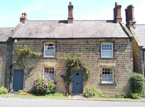 Alfreton House | Pathways Cottage