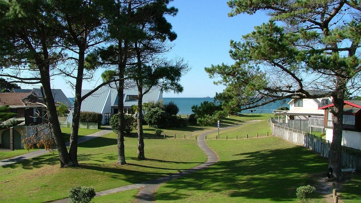 Pauanui House | Pauanui Oceanside beach house