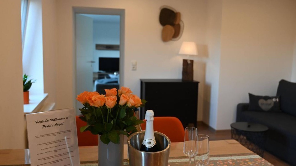 Daun Apartment | Paula's Auszeit - 2-bed apartment, bath/toilet, 1 bedroom for up to 4 people
