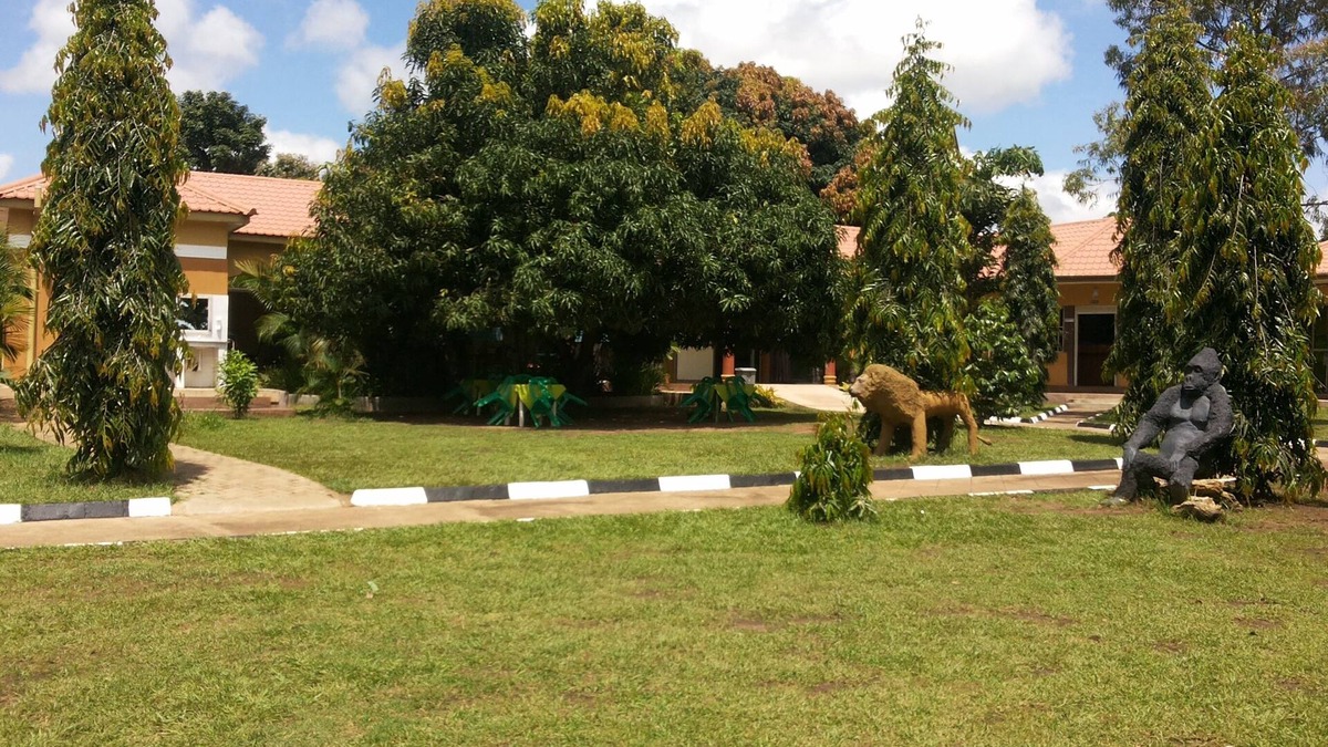 Lira Hotel | Pauline Hotel