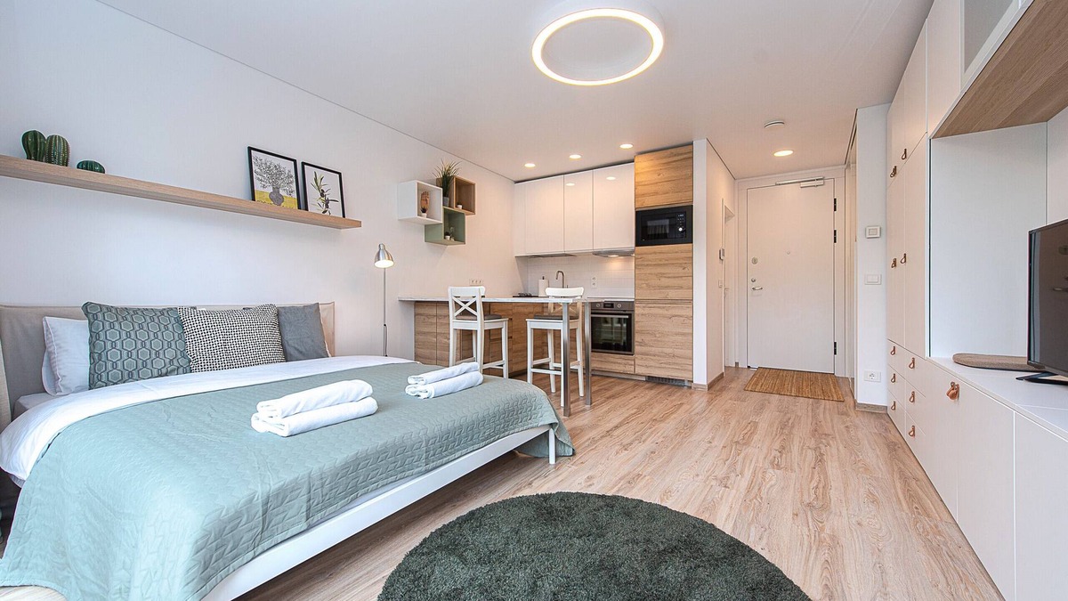 Uzupis Apartment | Paupys Central Apartment 157 by Reside Baltic