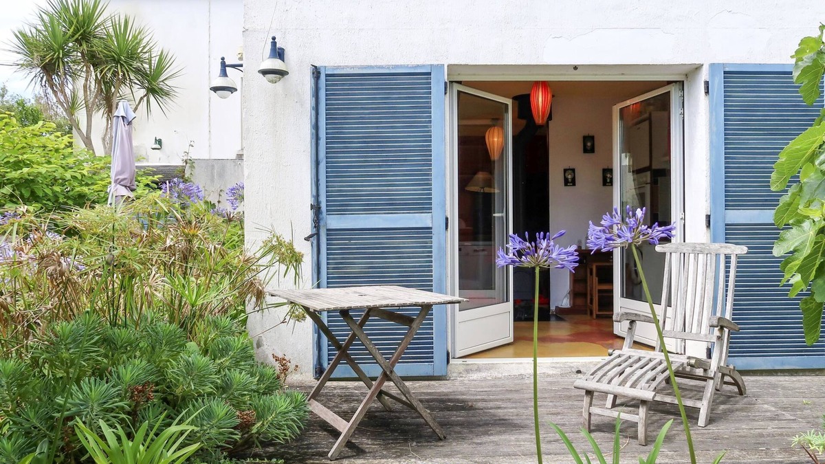 Loctudy House | Pavillon Asiatique by Interhome