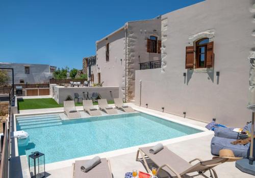 Damavolos Villa | Pavlina Villa , a hidden gem with heated pool and ping pong!