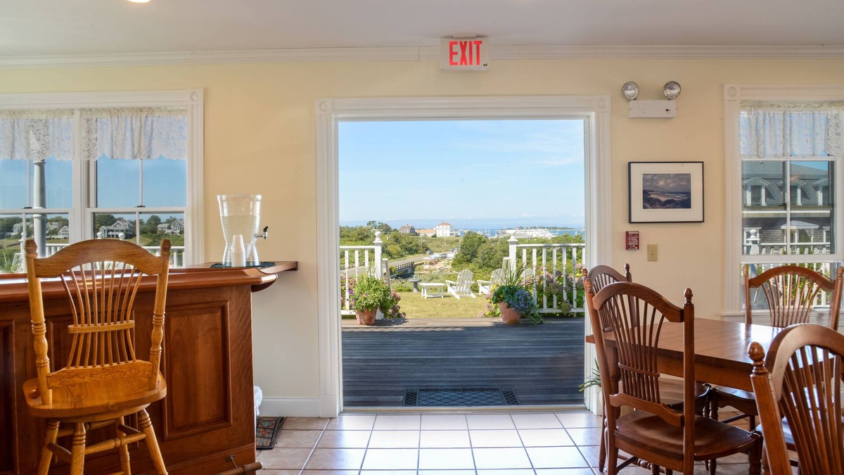 Block Island Bed & Breakfast | Payne's Harbor View Inn