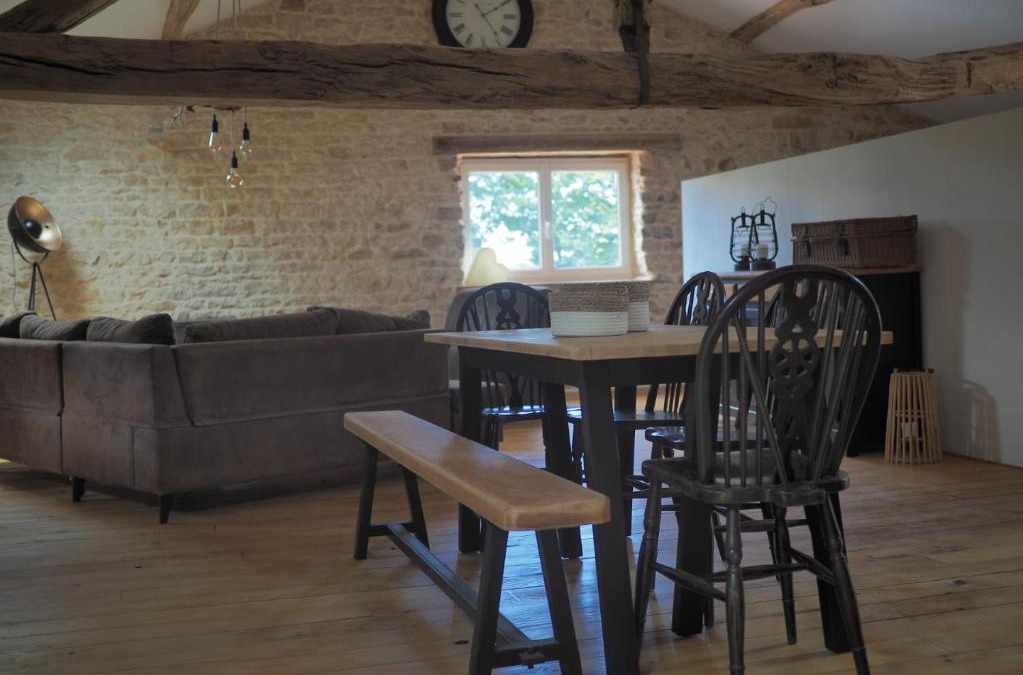 Montalembert Apartment | Pays de Joie - Gite-Loft Le Piano