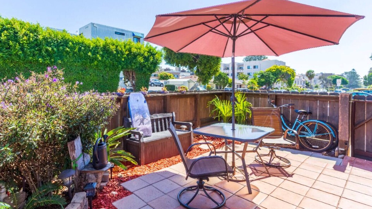 Crown Point Condo | PB Condo only Steps to the Bay with Private Patio!