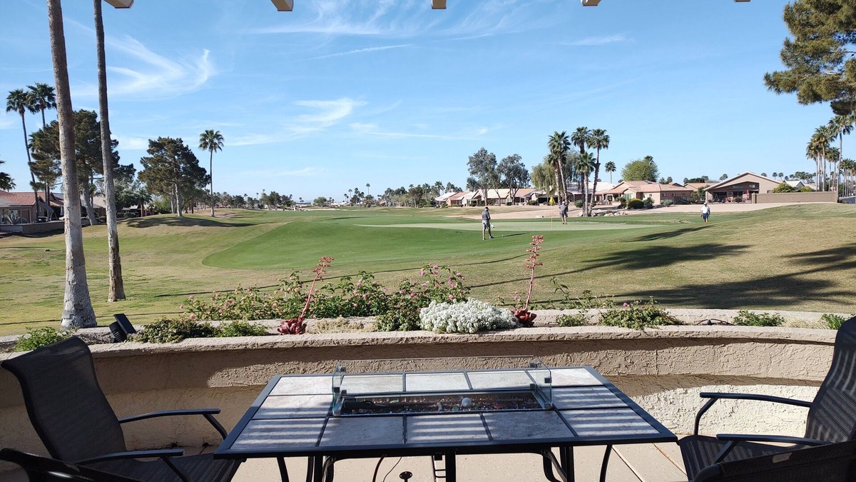 Palm Valley House | PC Furn Golf Course Home. 36 PB courts for Nat's Nov `24 incl cart, hk 'ing util
