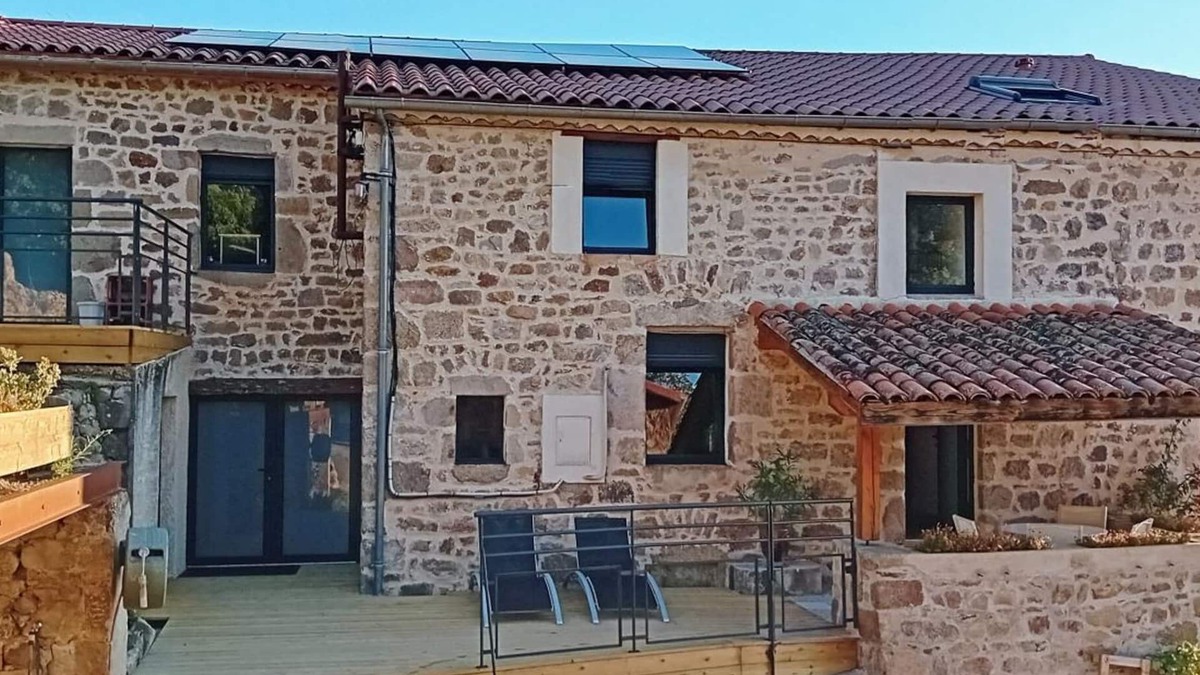 Saint-Julien-Molin-Molette Cottage | Peaceful stay in charming cottage with spa in the countryside