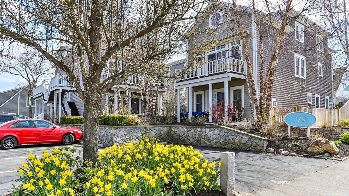 Provincetown Condo | Peace and Luxury in the West End