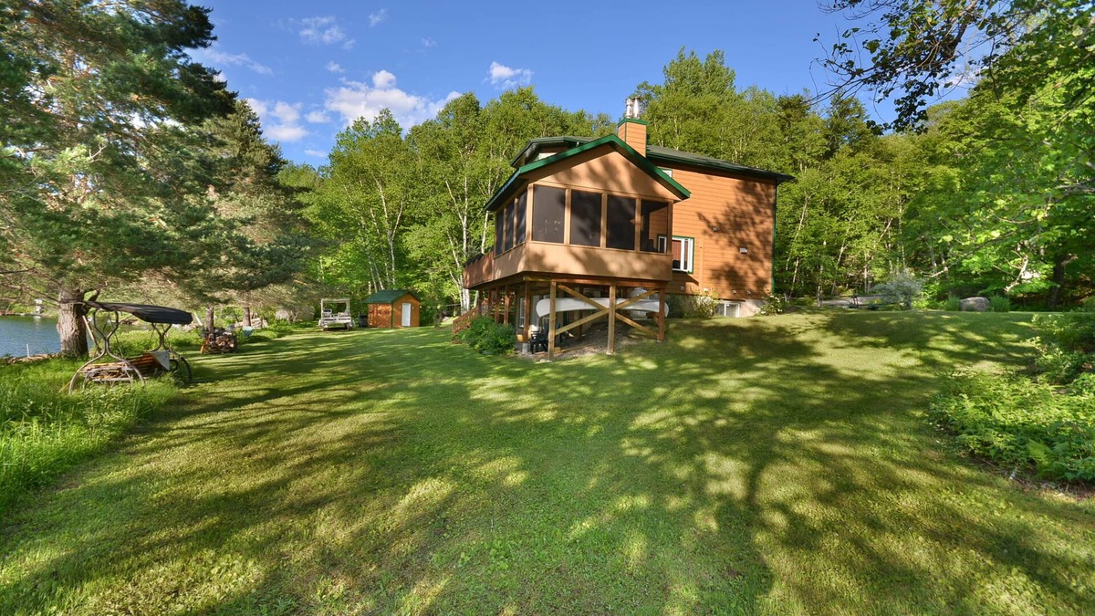 Labelle House | Peace and Nature at only 15 min. from Tremblant mountain