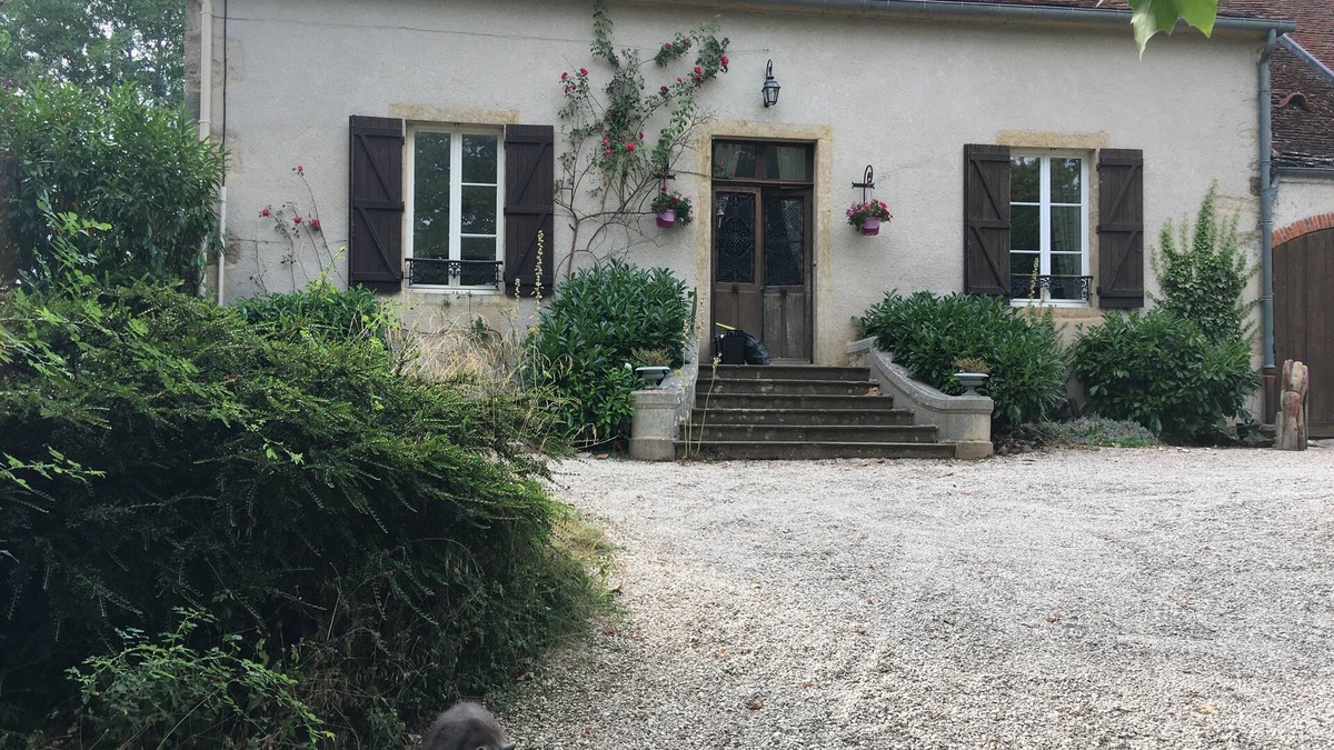 Clomot House | Peace and nature between Auxois and Morvan